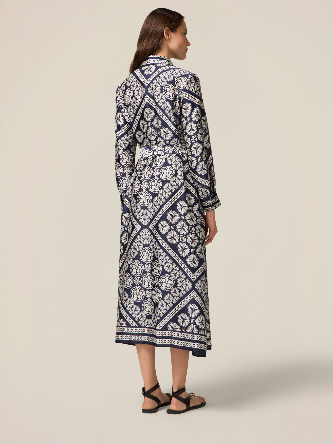 Chemisier in raso fantasia geometrica image number 1