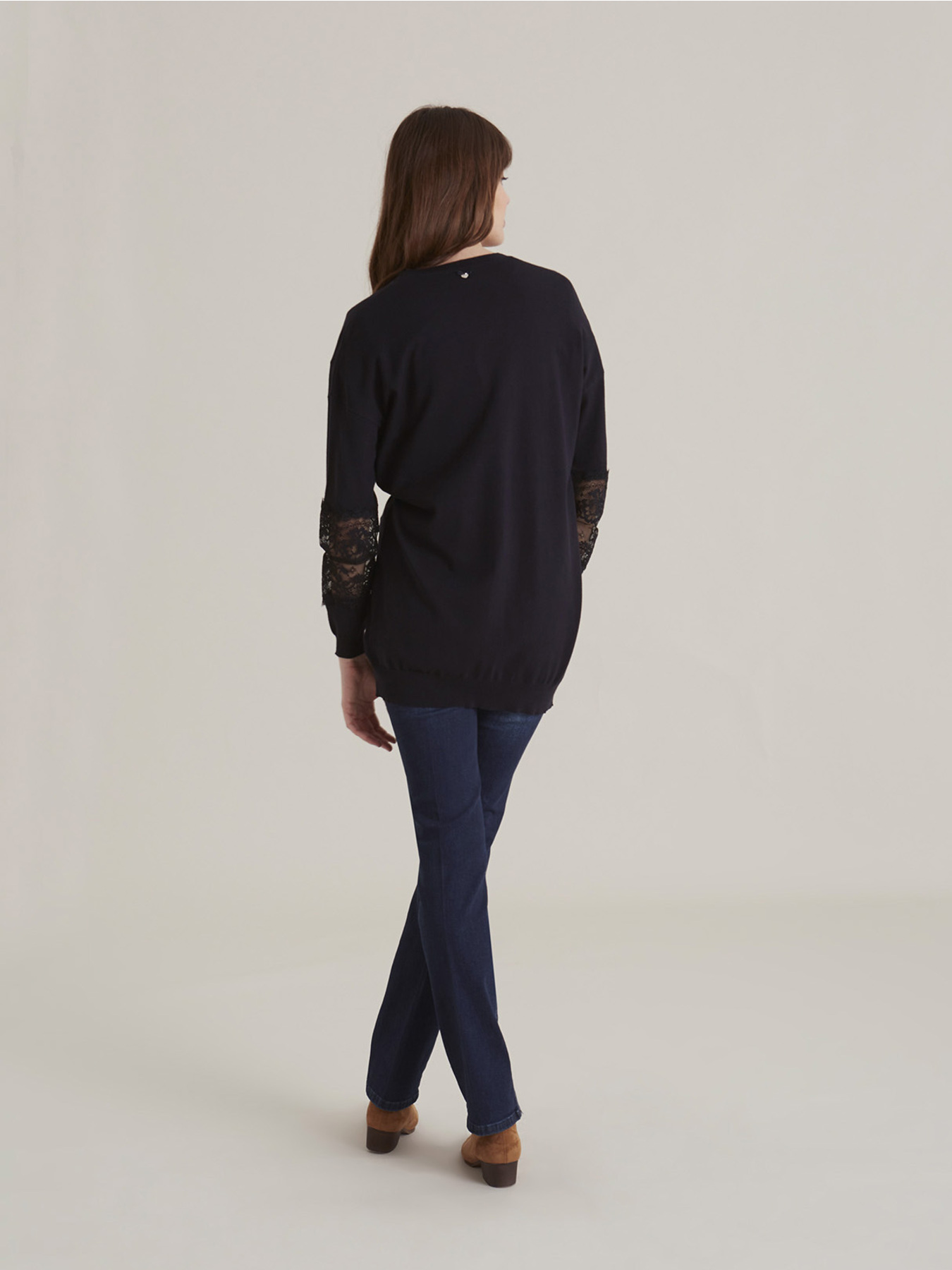 Langer Cardigan mit Spitze an den &Auml;rmeln image number 1