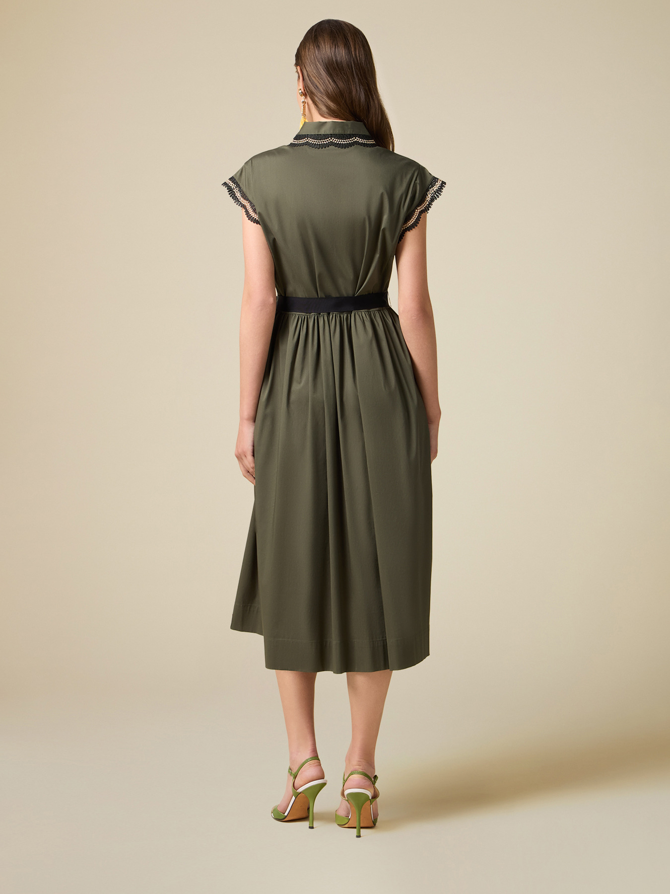 Chemisier dress with macram&eacute; details image number 1