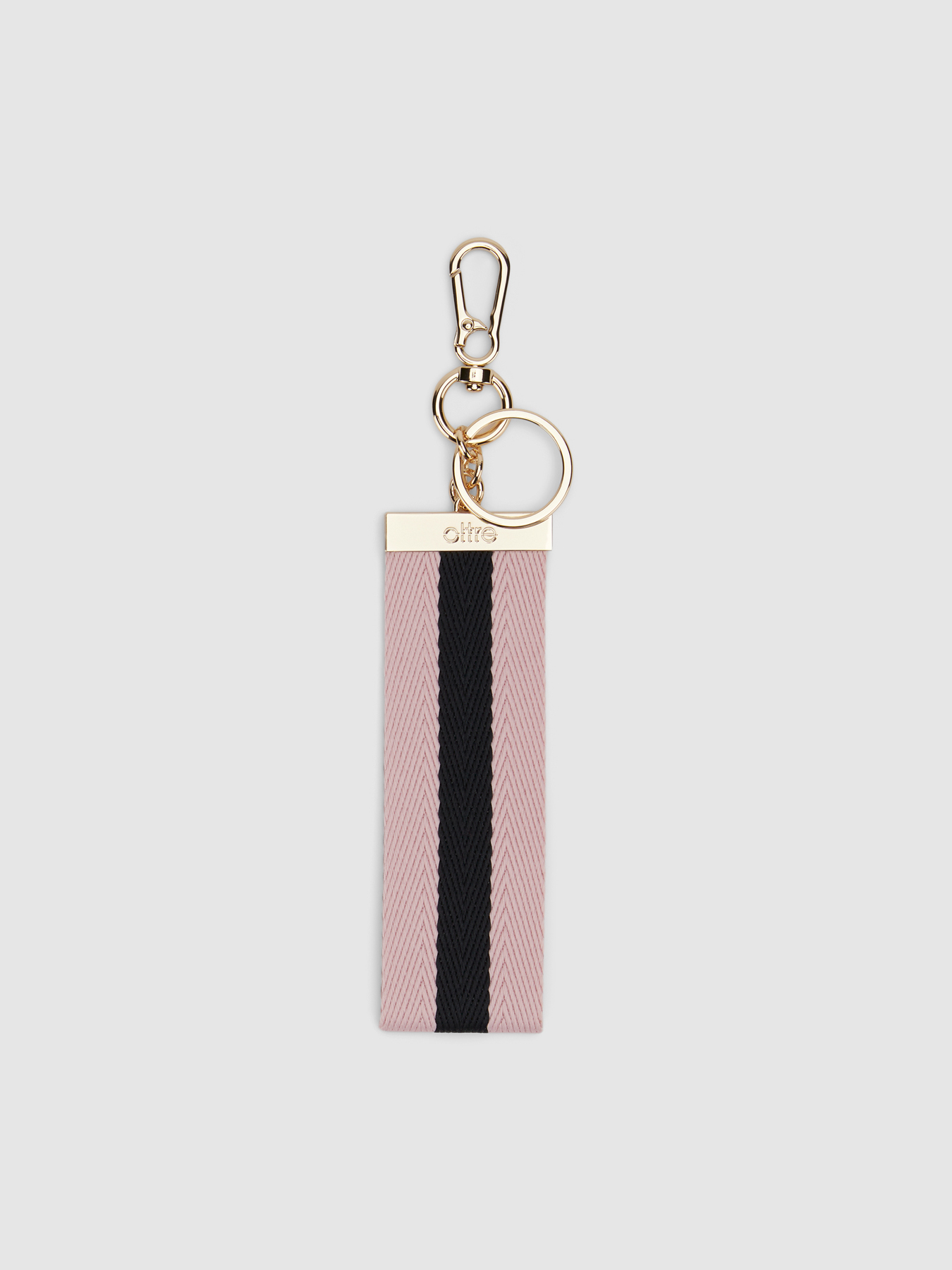 Two-colour key chain image number 0