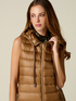 Lightweight sleeveless hooded puffer jacket image number 2