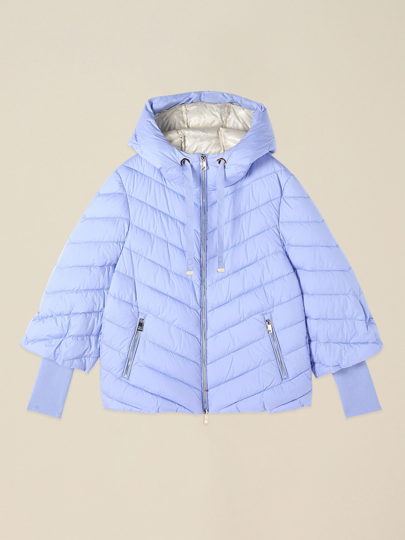 Down jacket with hood and cuffs image number 3