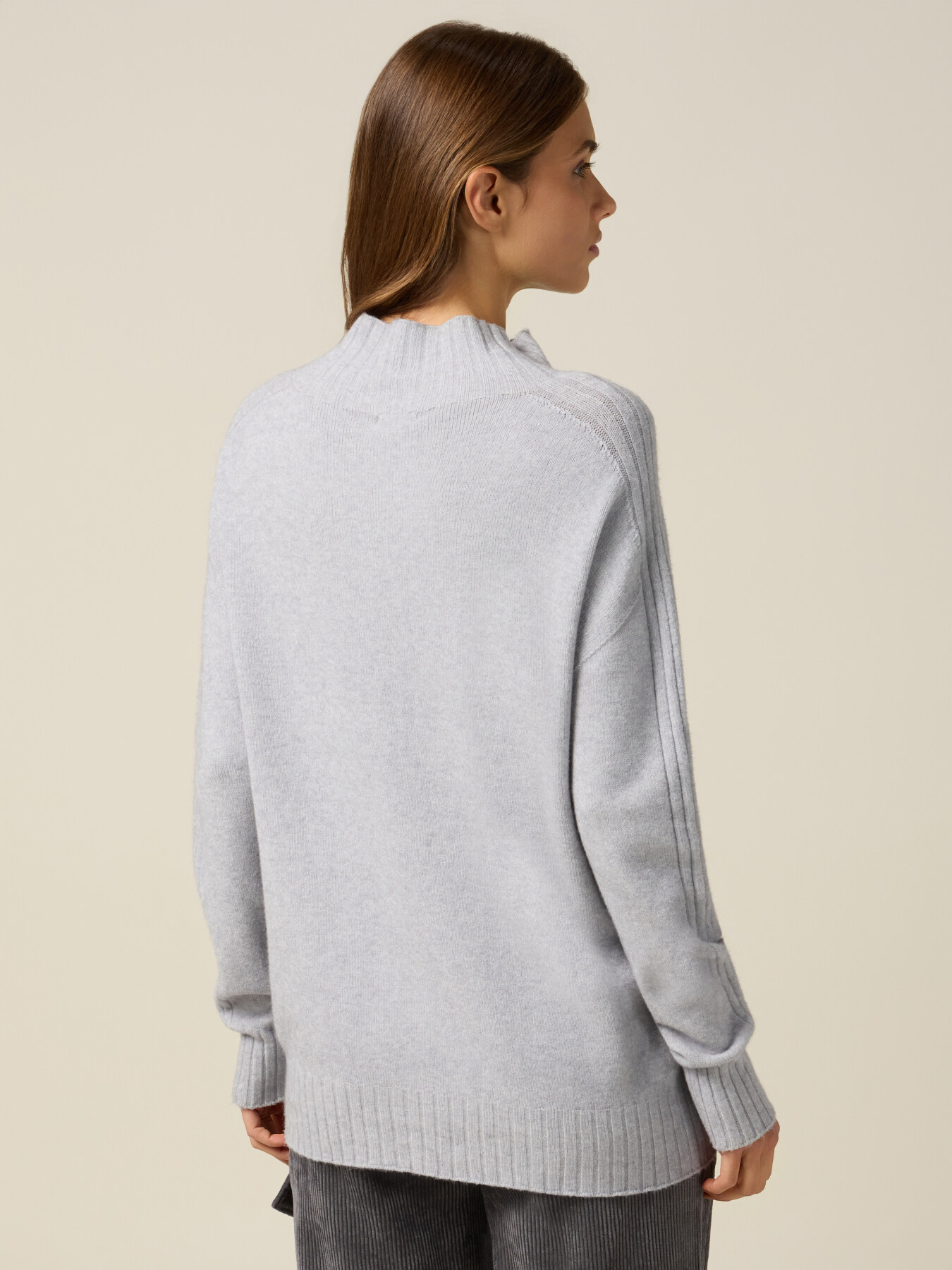 Turtleneck sweater with ribbed details image number 1