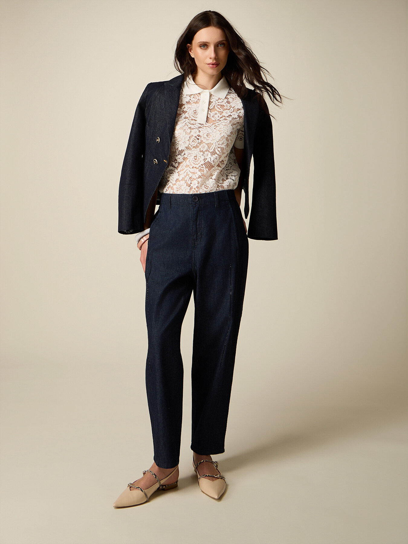 Jeans baggy con bordado de lentejuelas image number 0