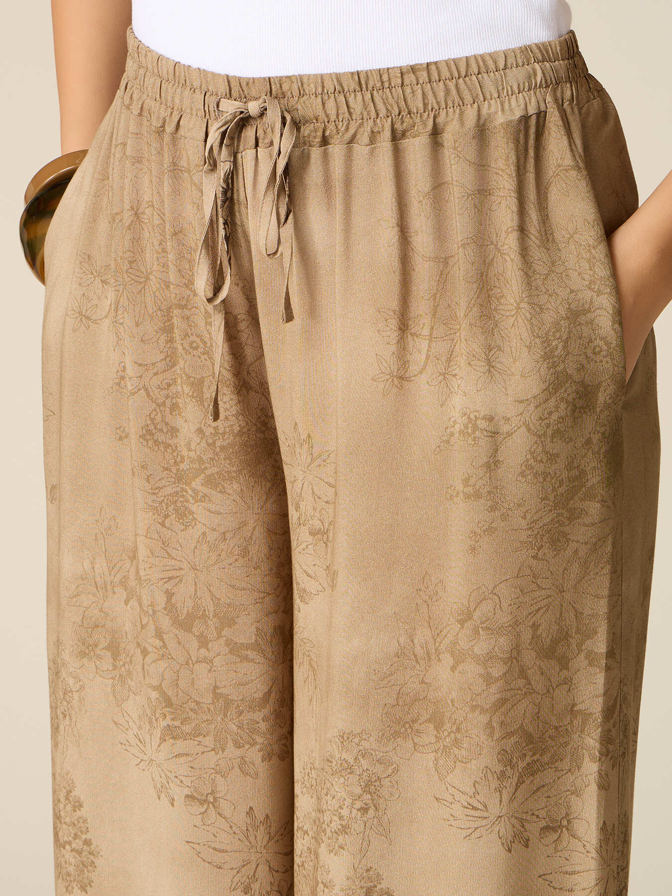 Pantalon palazzo en viscose &agrave; motifs image number 2