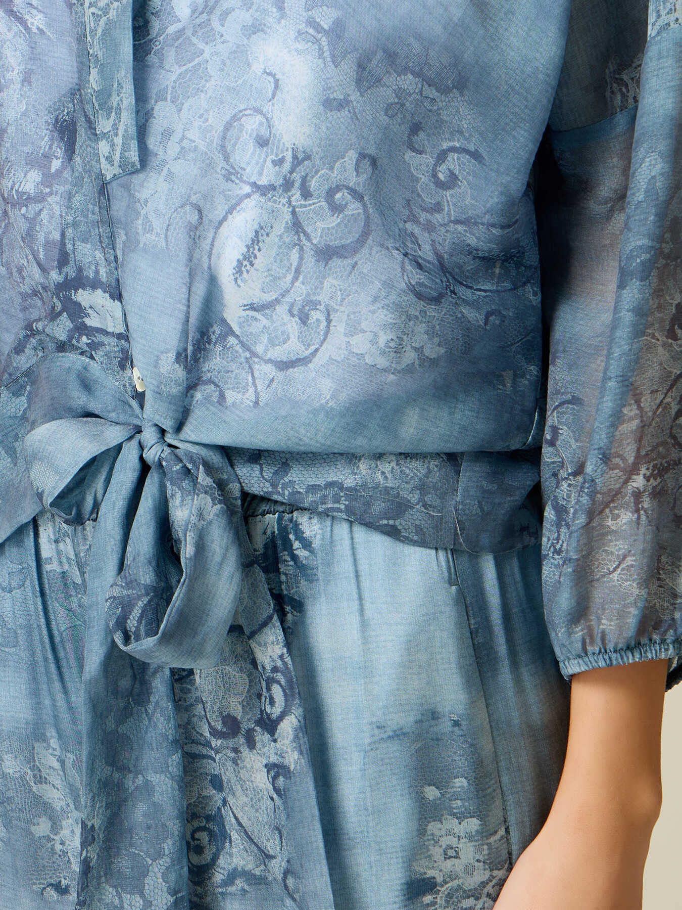 Camicia a kimono con nodo image number 2