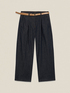 Jeans palazzo de mezclilla con pliegues frontales image number 4