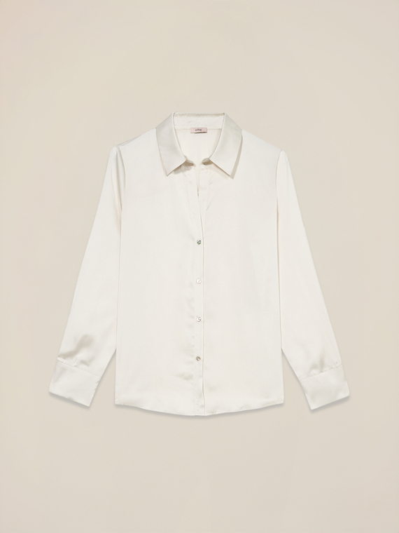 Chemise en satin