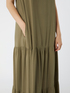 Langes &auml;rmelloses Kleid image number 2
