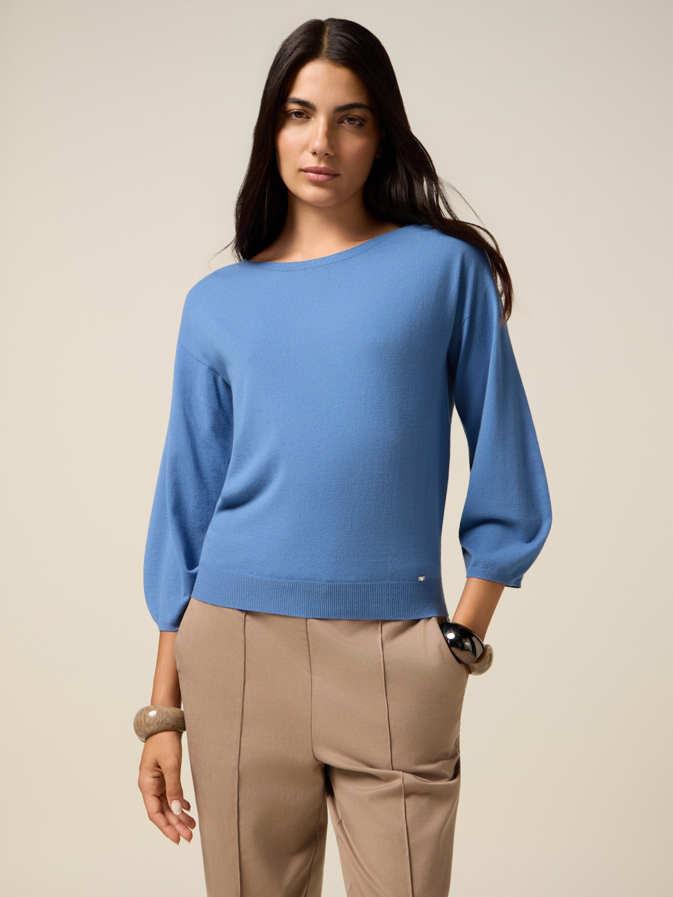 Pull en mélange de viscose avec encolure bateau image number 0