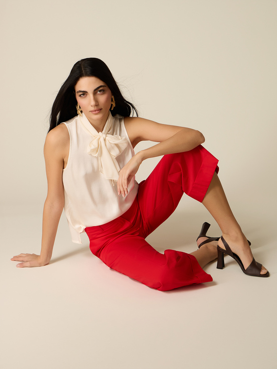 Cotton blend cropped trousers