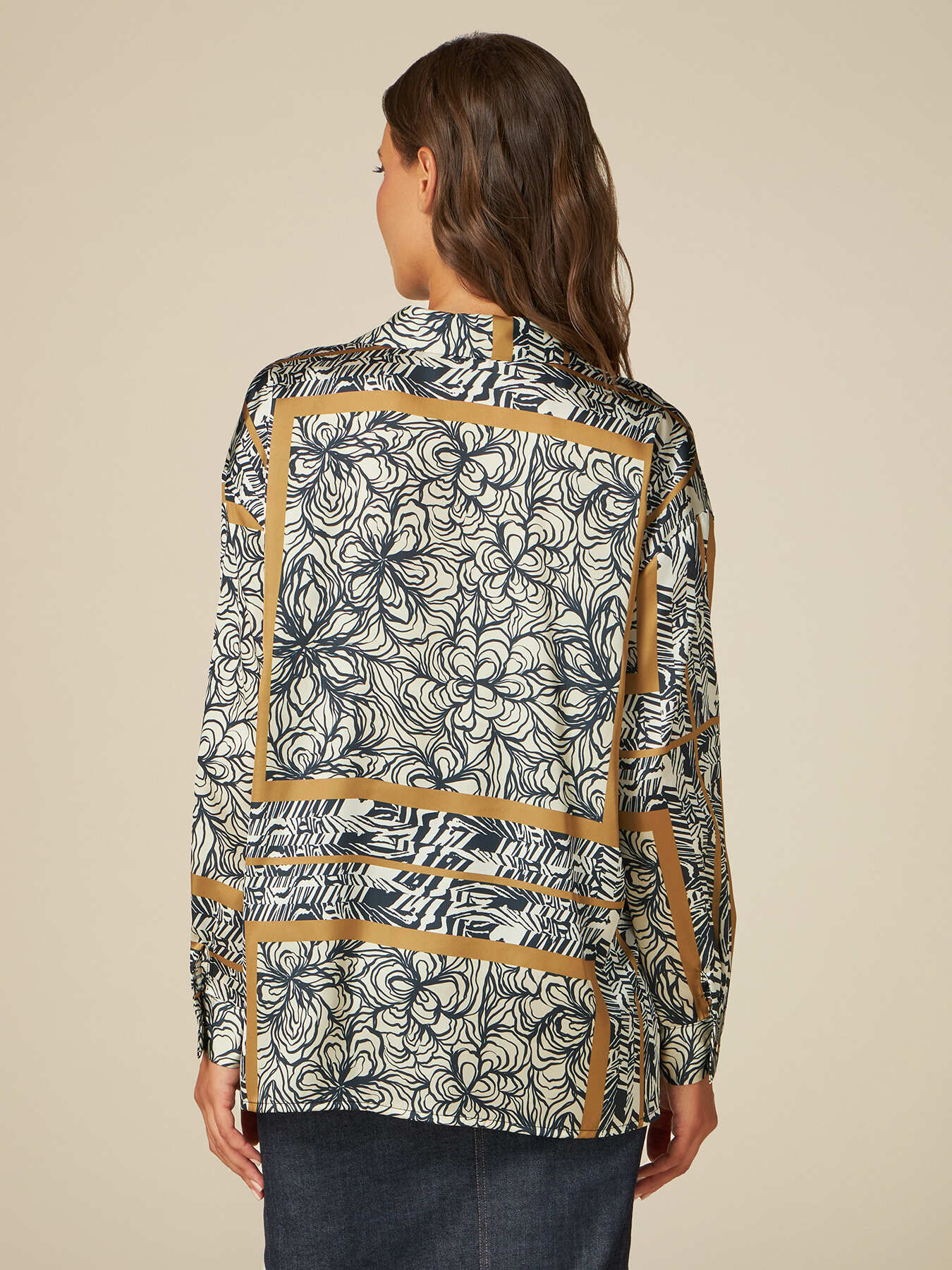 Patterned satin shir image number 1