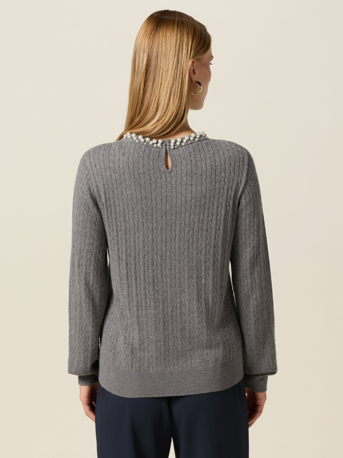 Maglia misto cashmere con applicazioni image number 1