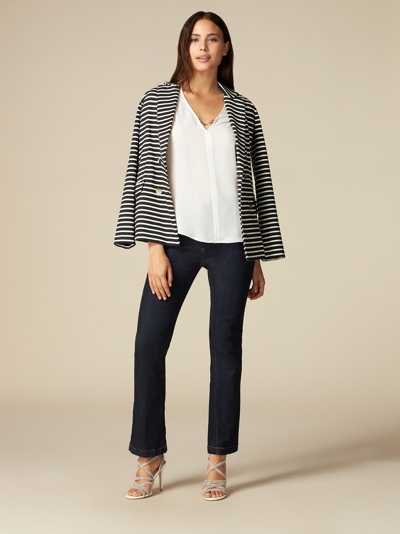 Blouse with buckle image number 3