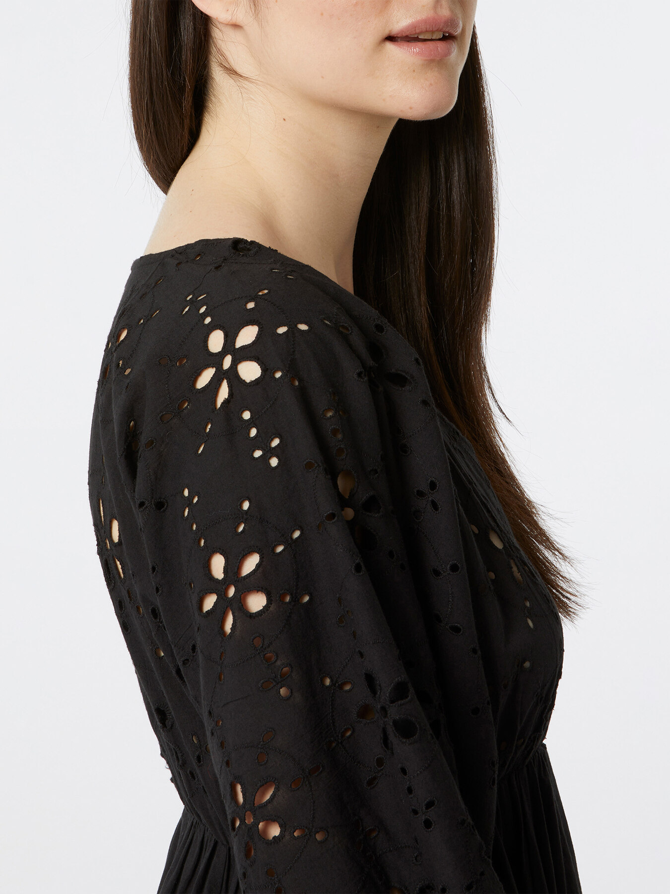 Kleid mit Oberteil aus St. Galler Spitze image number 2