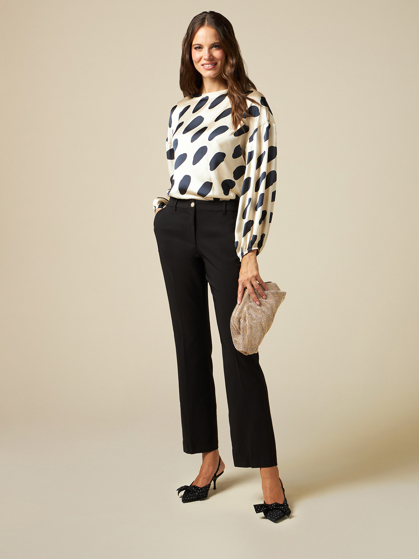 Hose aus technischem Gewebe mit Schmuckknopf image number 0