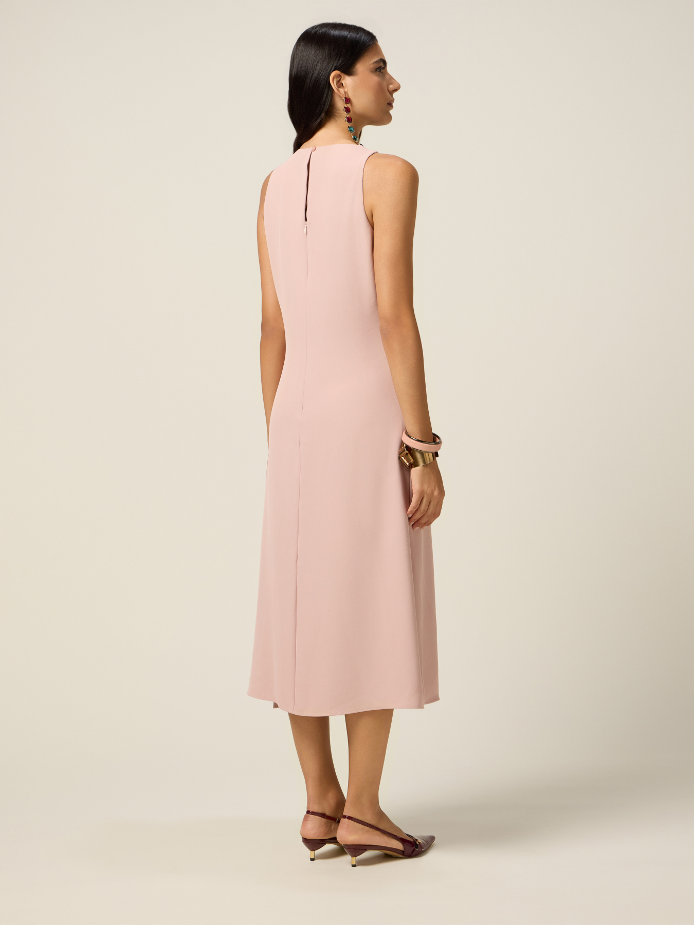 Kleid mit Knoten und Schmuckschnalle image number 1