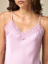 Top lingerie en satin et dentelle image number 2