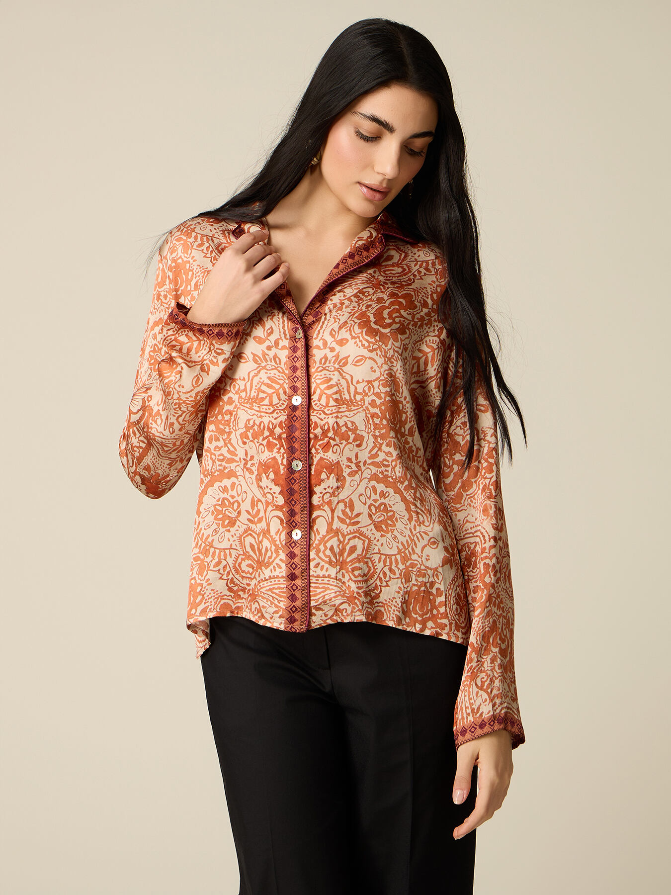 Camicia in raso di viscosa fantasia image number 0