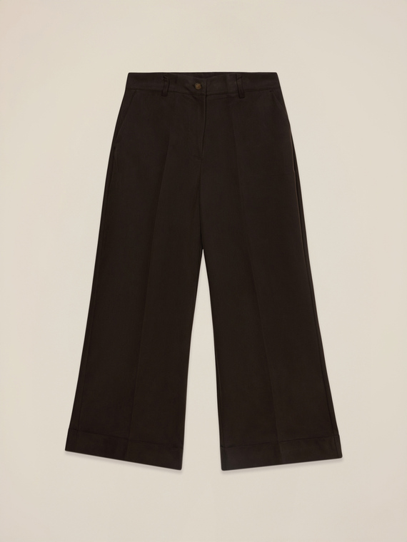 Cropped pants with cuff