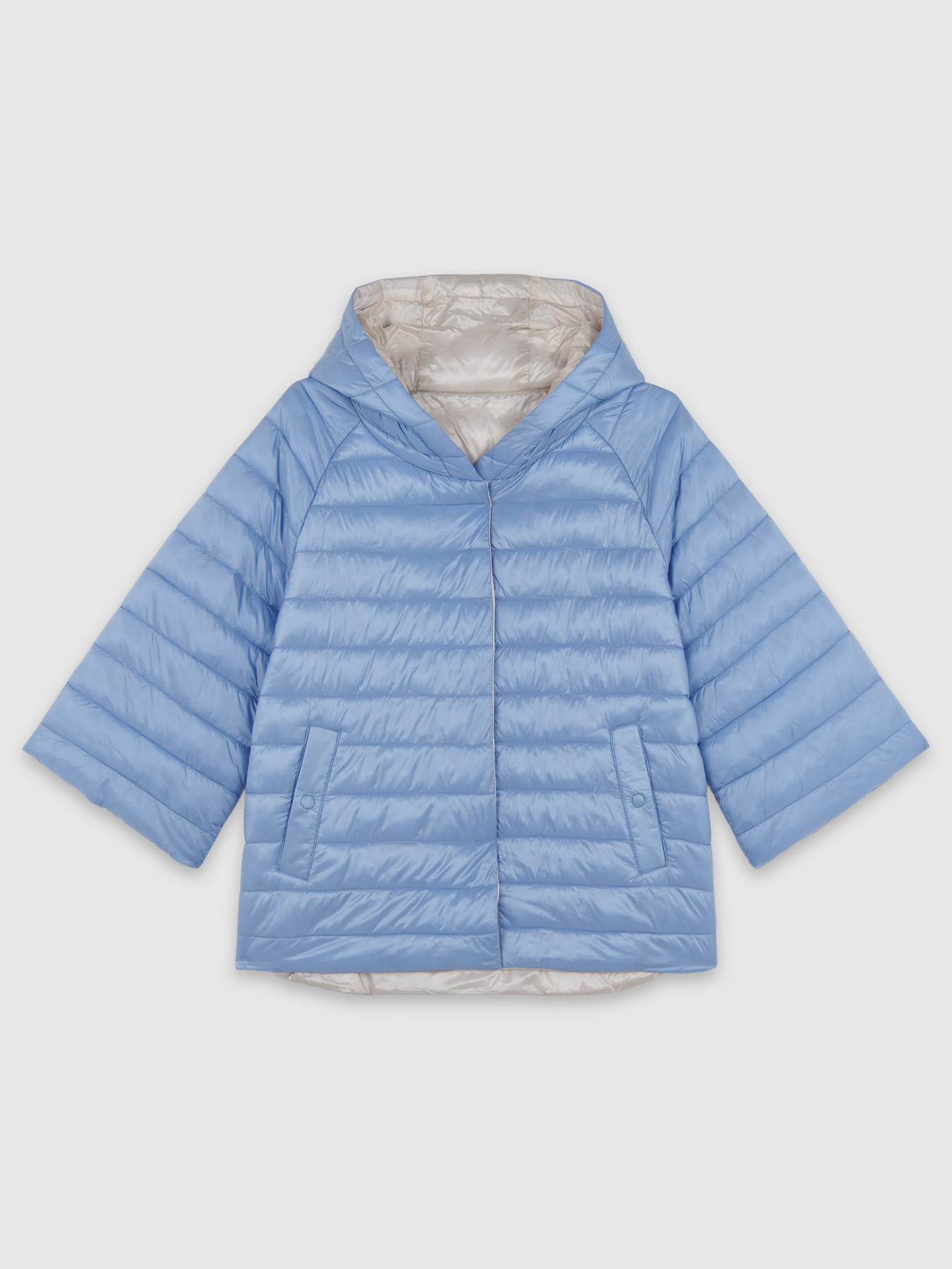 Cape-style lightweight down jacket image number 3