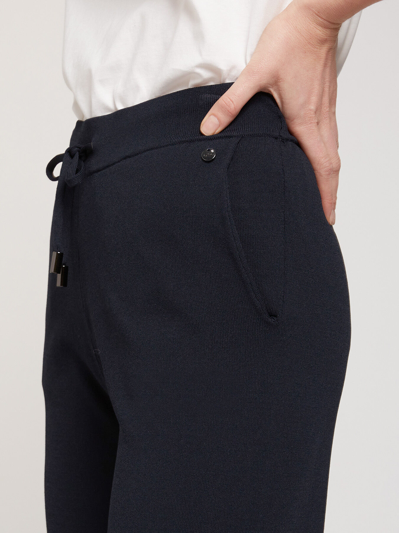 Pantaloni in maglia image number 2