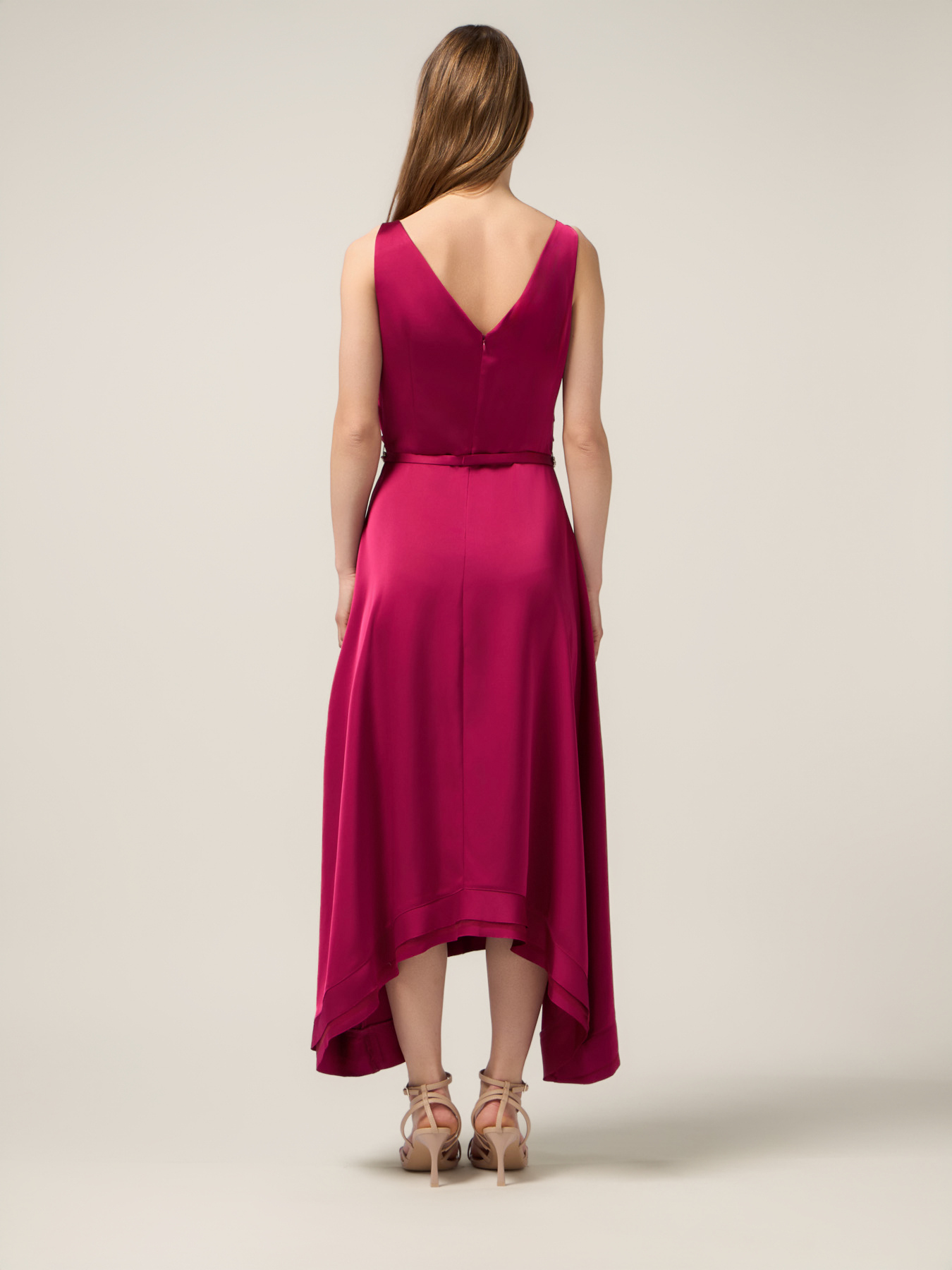 Vestito lungo in raso con cintura gioiello image number 1