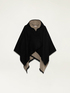 Poncho con capucha image number 1