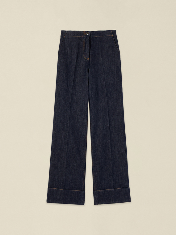 Wide-leg jeans