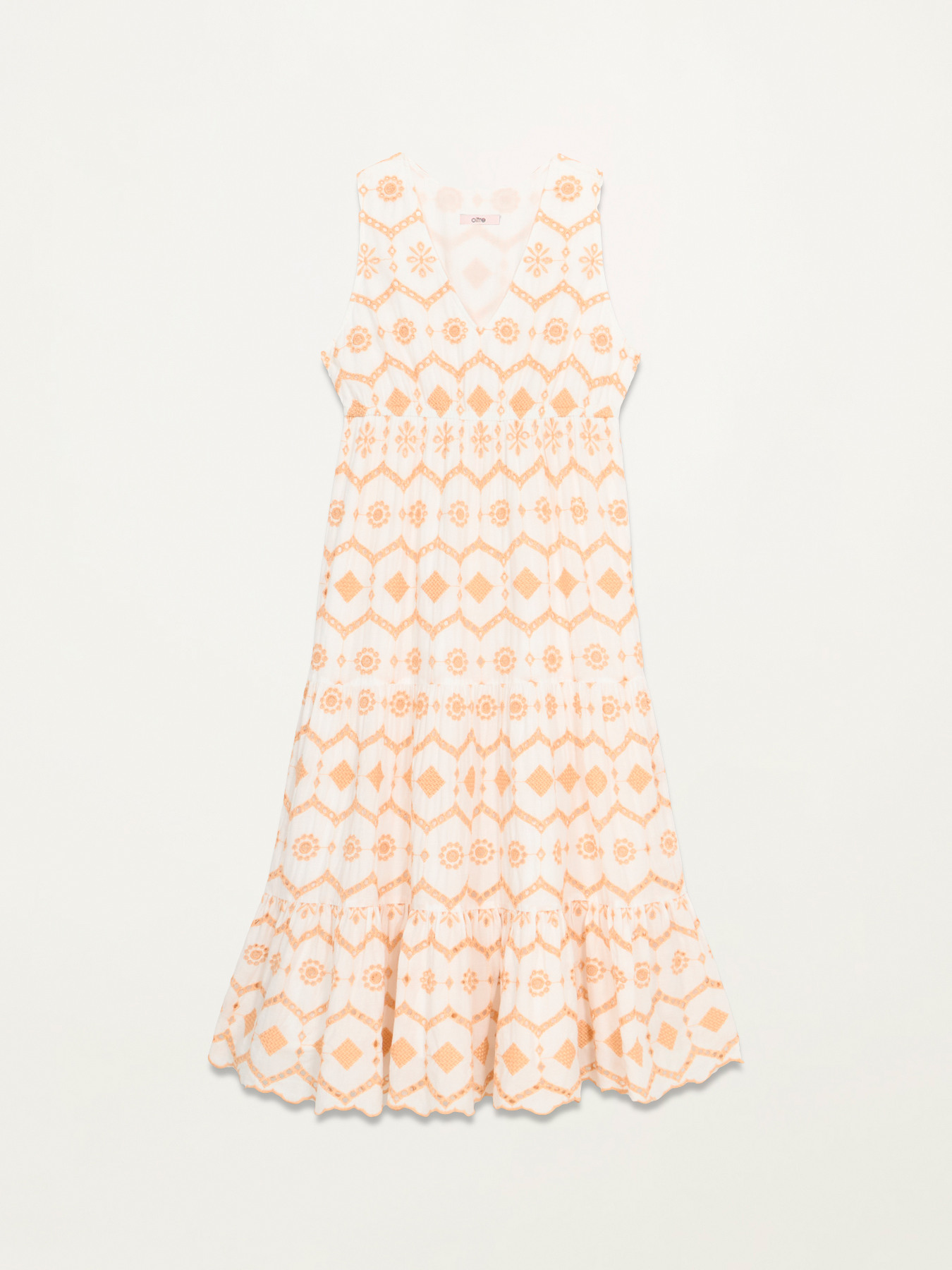 Robe longue en broderie anglaise image number 4