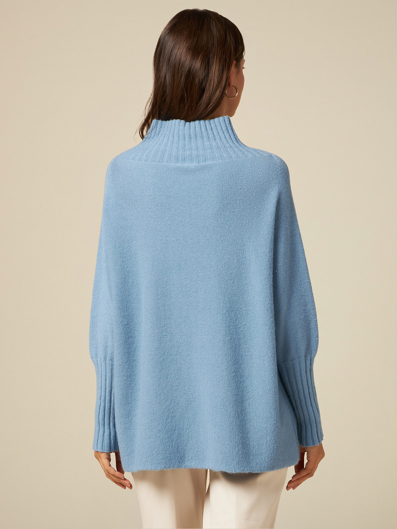 Maglia over seamless collo alto image number 1