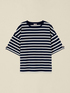 T-shirt over a righe image number 3
