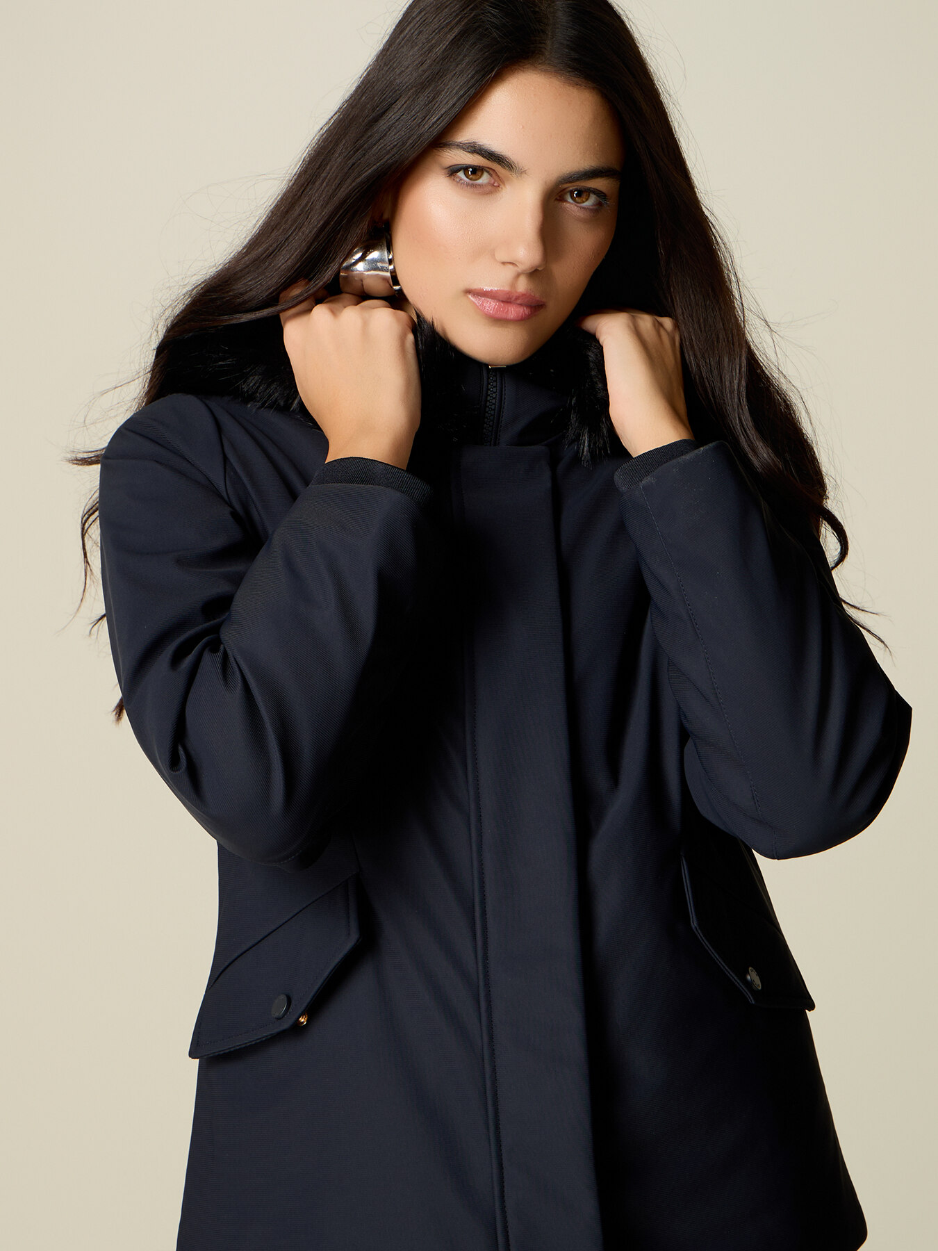 Smooth down jacket with hood and faux fur trim image number 2