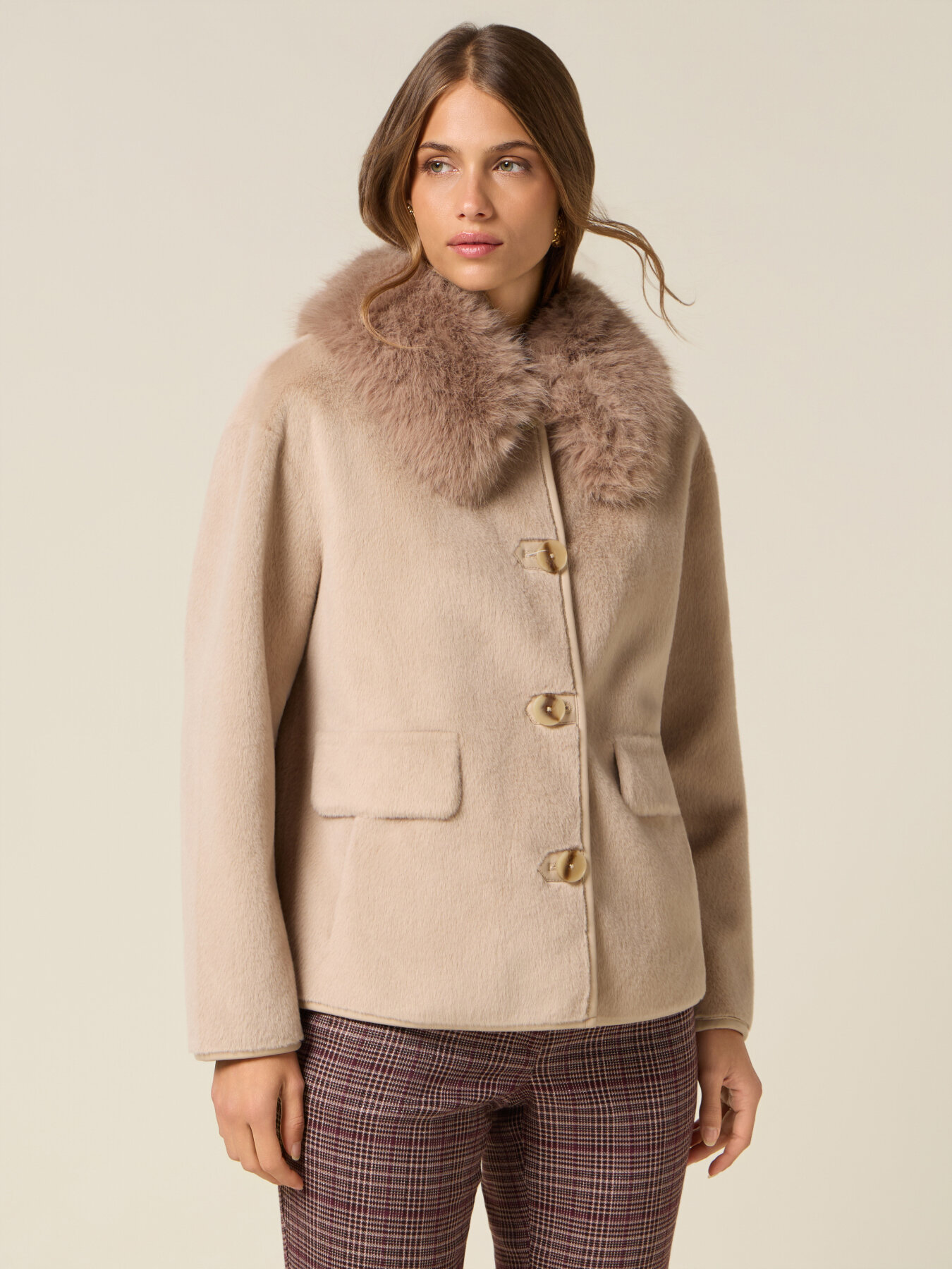 Short coat with furry collar image number 0