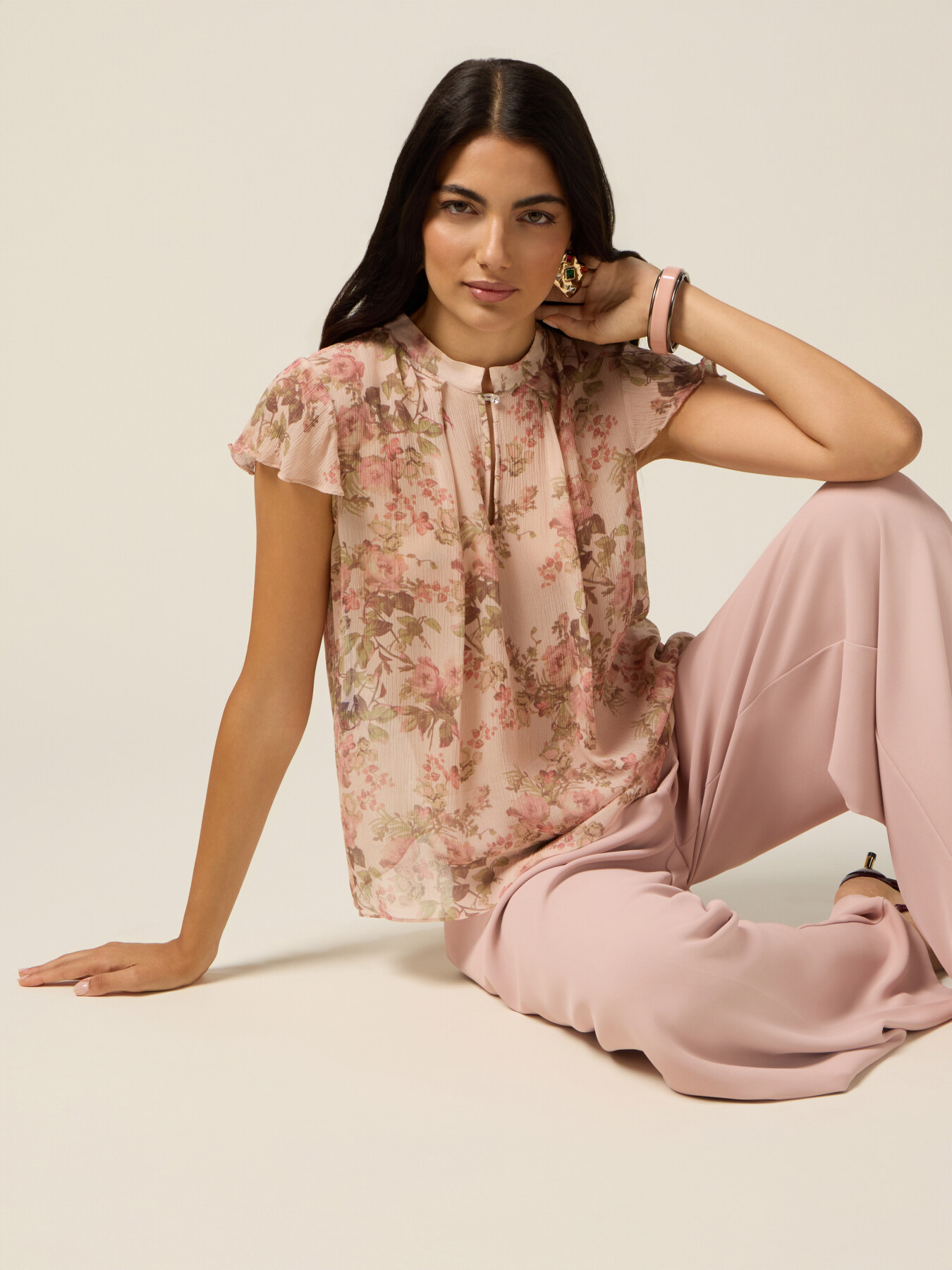 Blusa de viscosa estampada image number 3