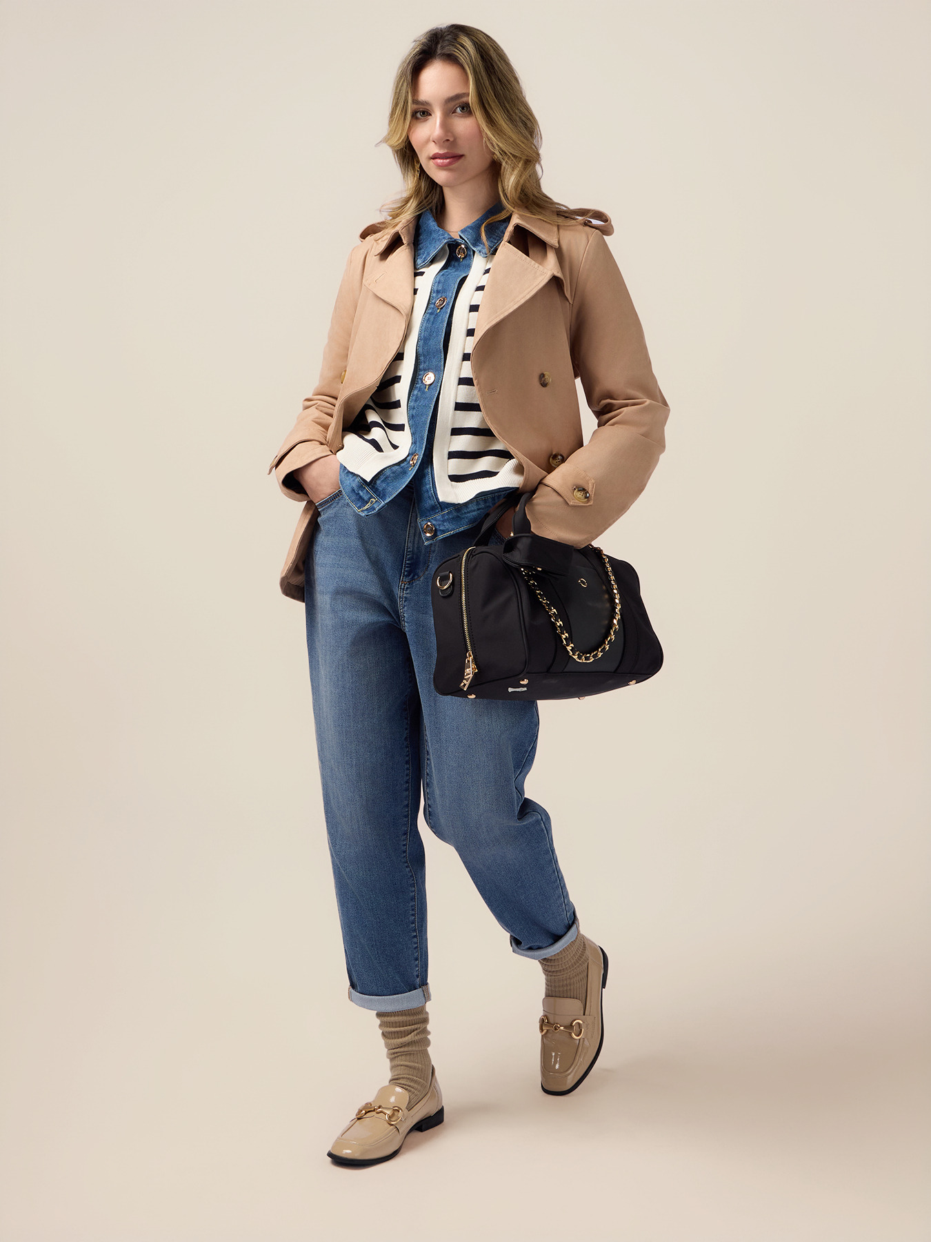 Jeans boyslim con bottone gioiello image number 0