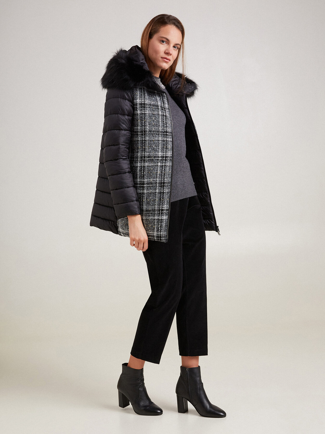 Piumino con inserto in tessuto image number 1