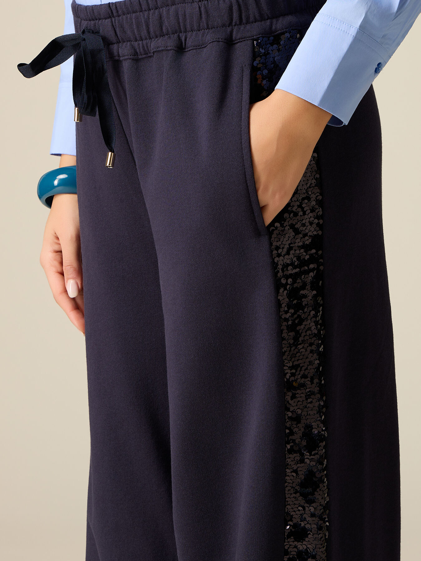 Pantalon palazzo en molleton avec paillettes image number 2