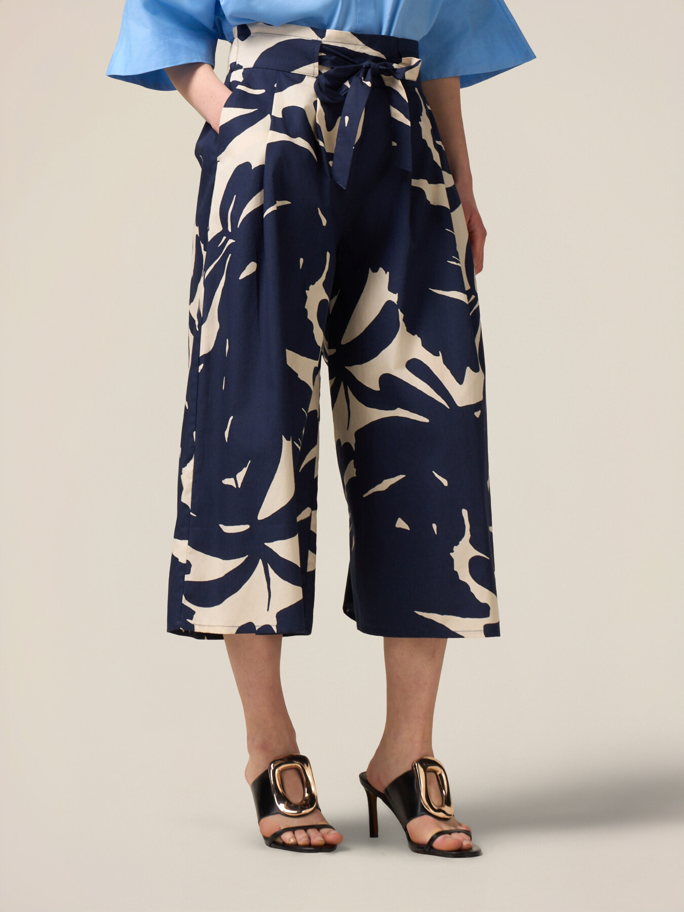 Cotton patterned culottes image number 3