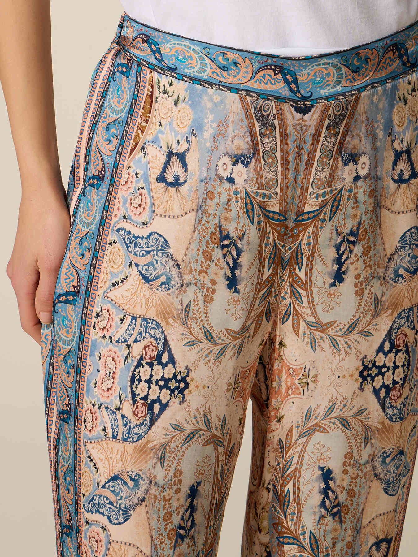 Patterned satin palazzo pants image number 2