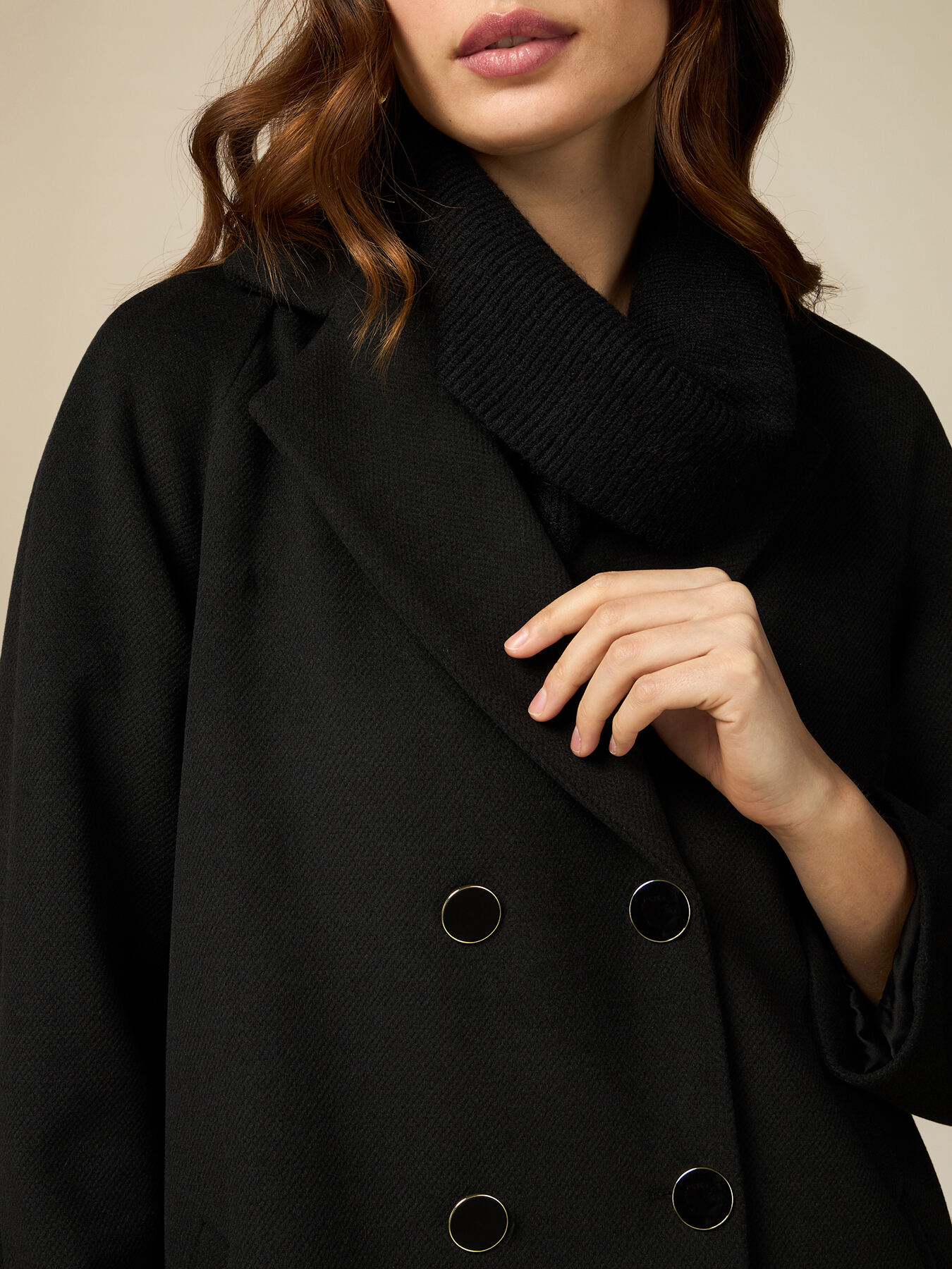 Manteau trap&egrave;ze &agrave; double boutonnage image number 2