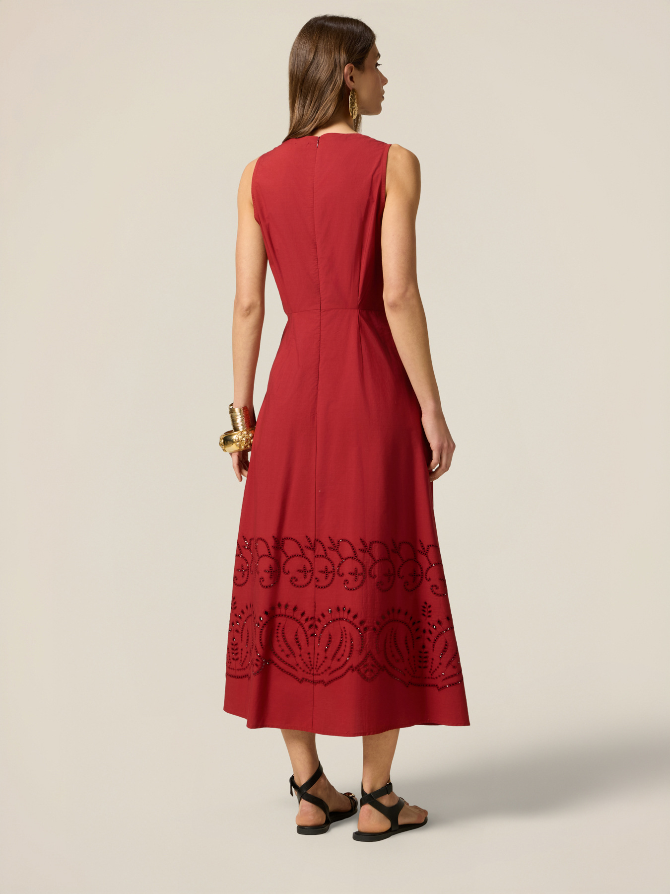 Vestito linea ad A con ricamo sangallo