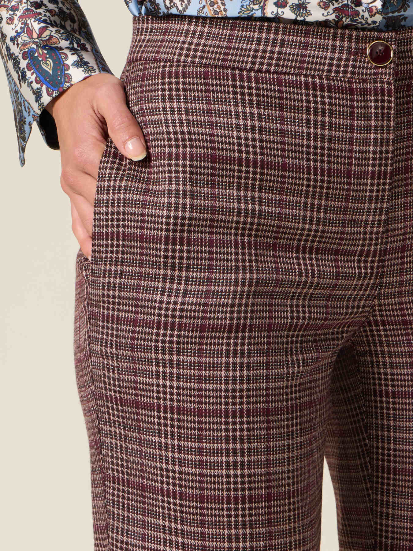Pantalones de franela a cuadros image number 2
