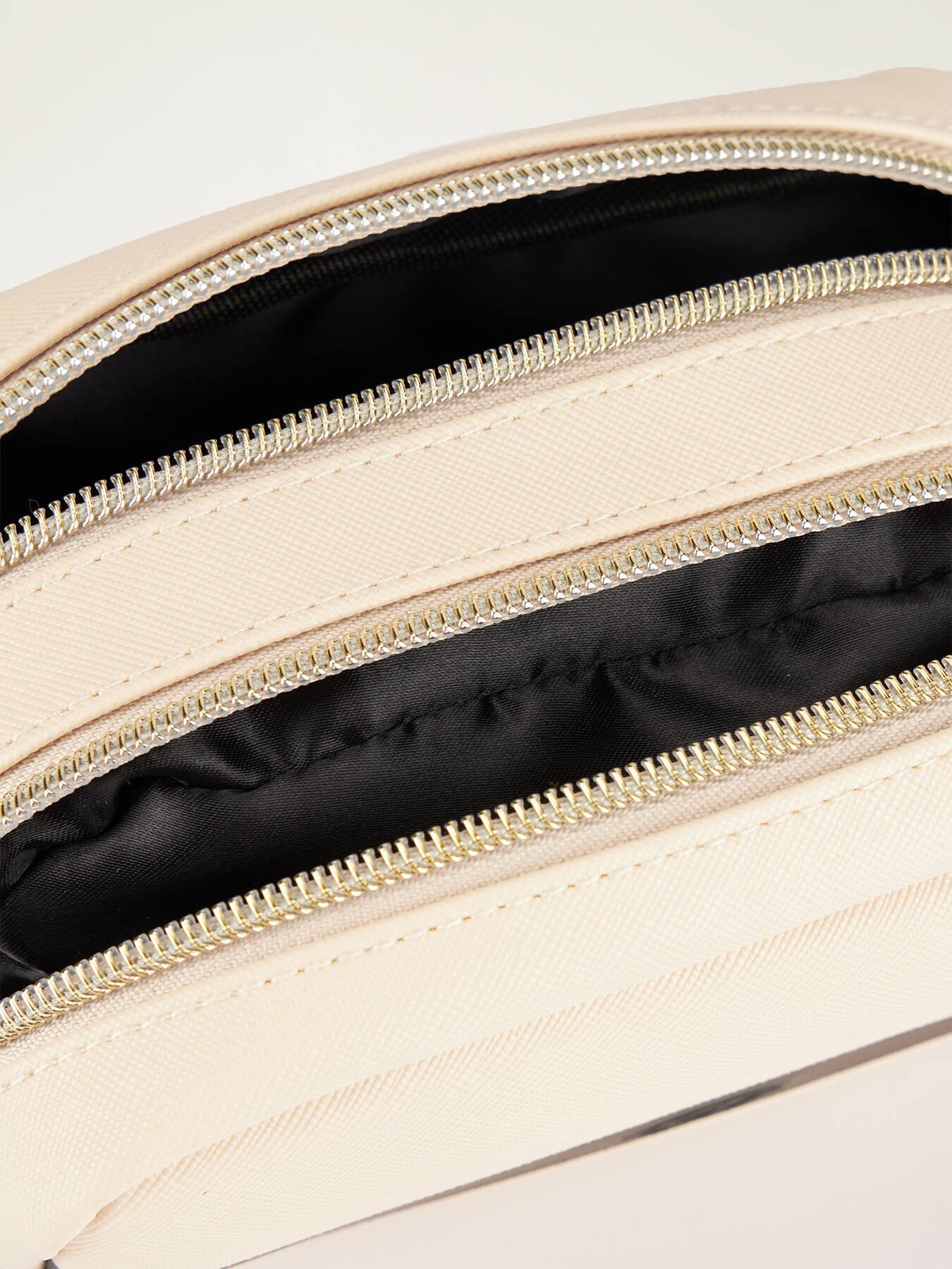 Gestreifte Mini Pouch Bag image number 3