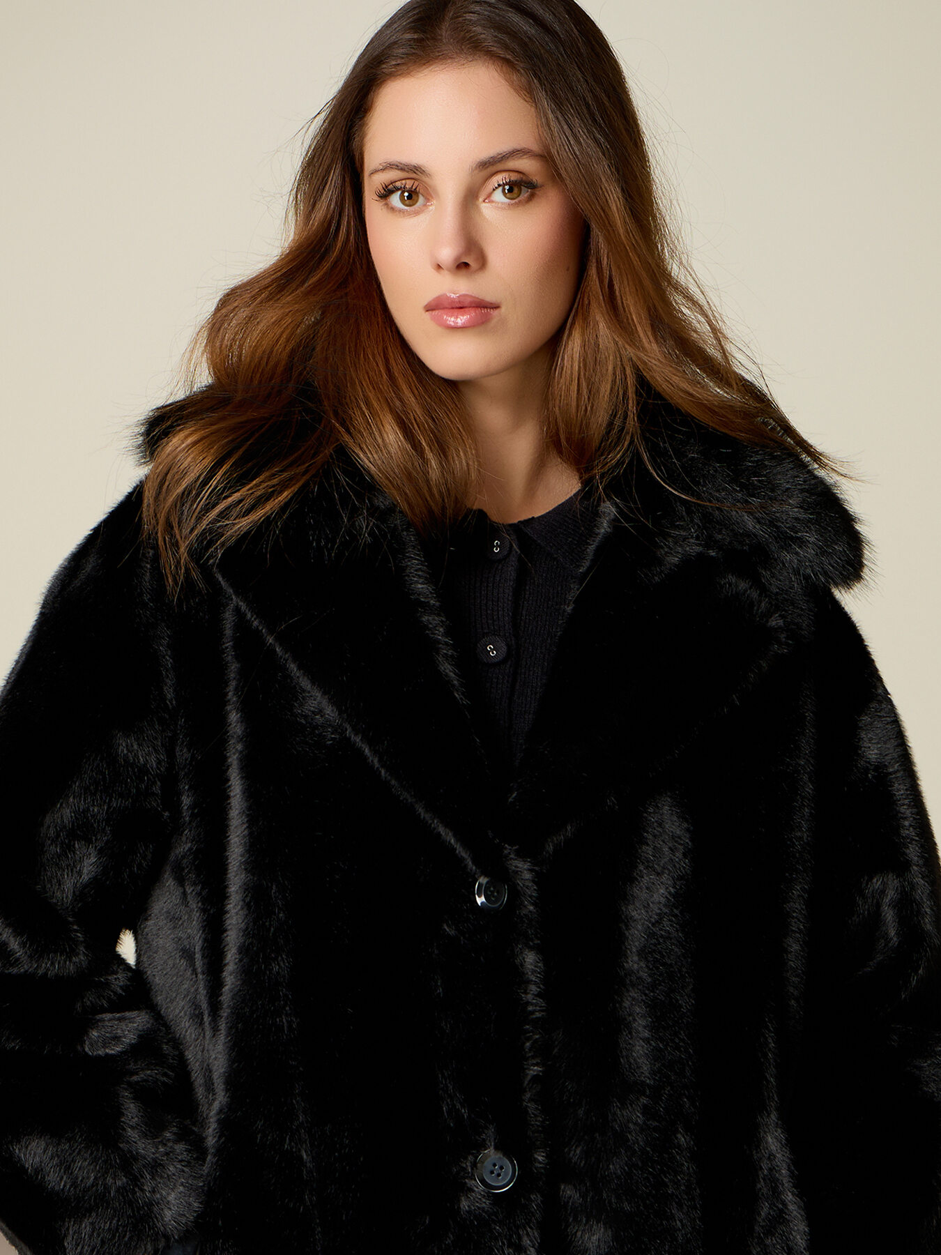 Coat in plush fabric image number 2