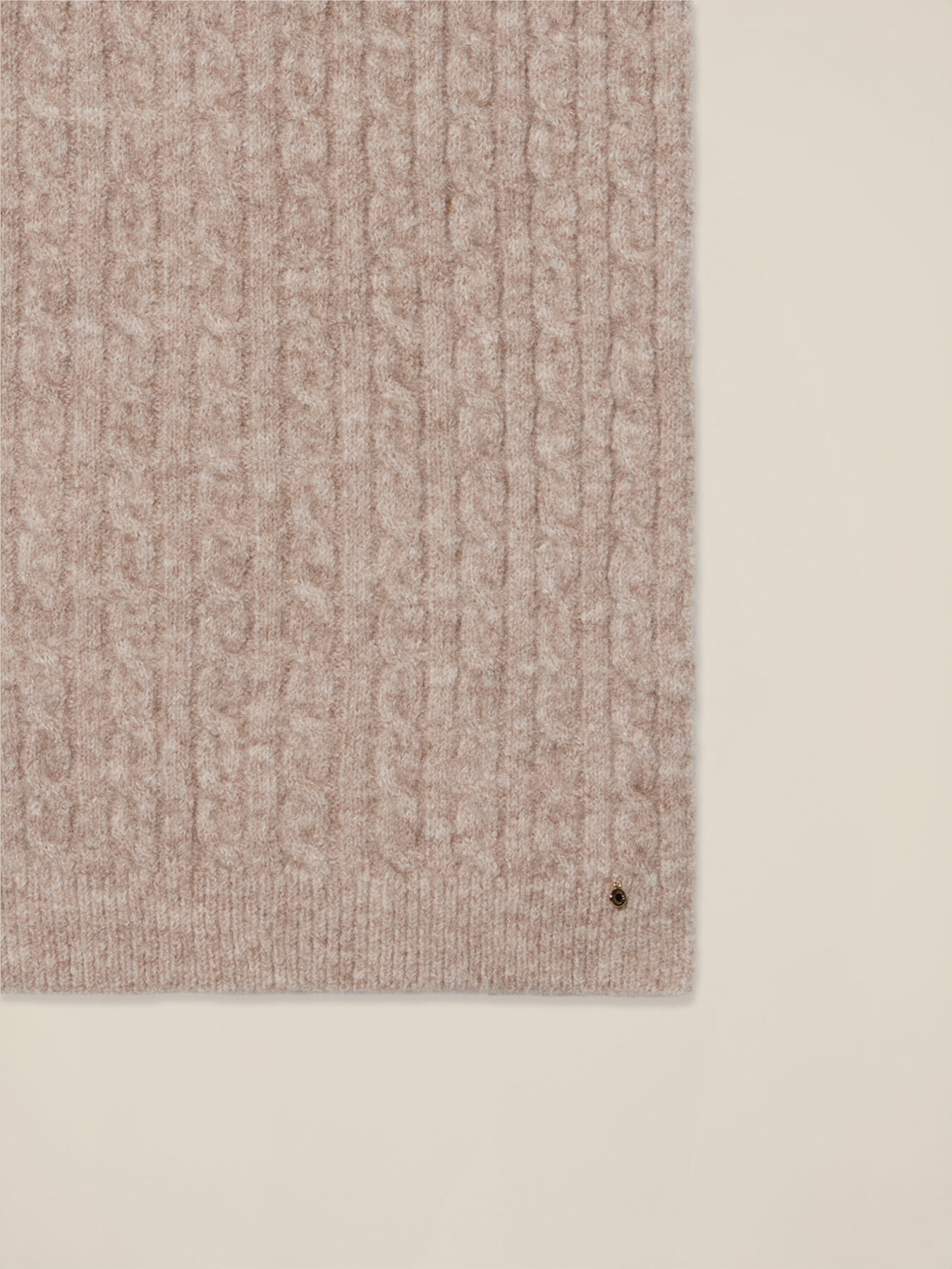 Long ribbed scarf image number 2