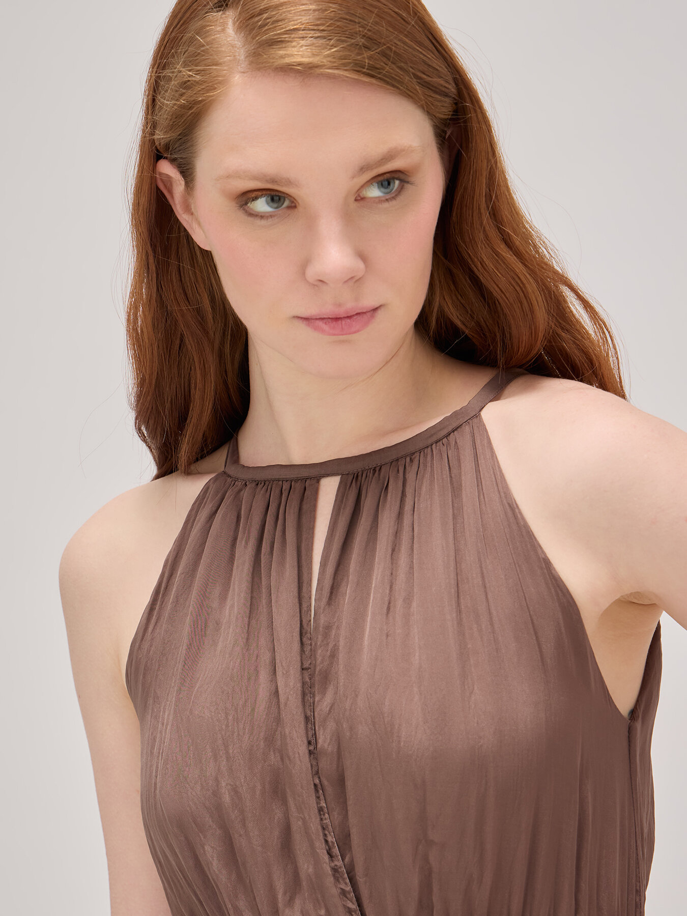 Long halter-neck silk blend dress image number 2