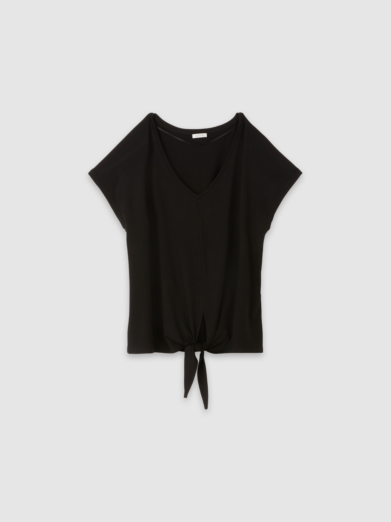 Camiseta con nudo image number 3