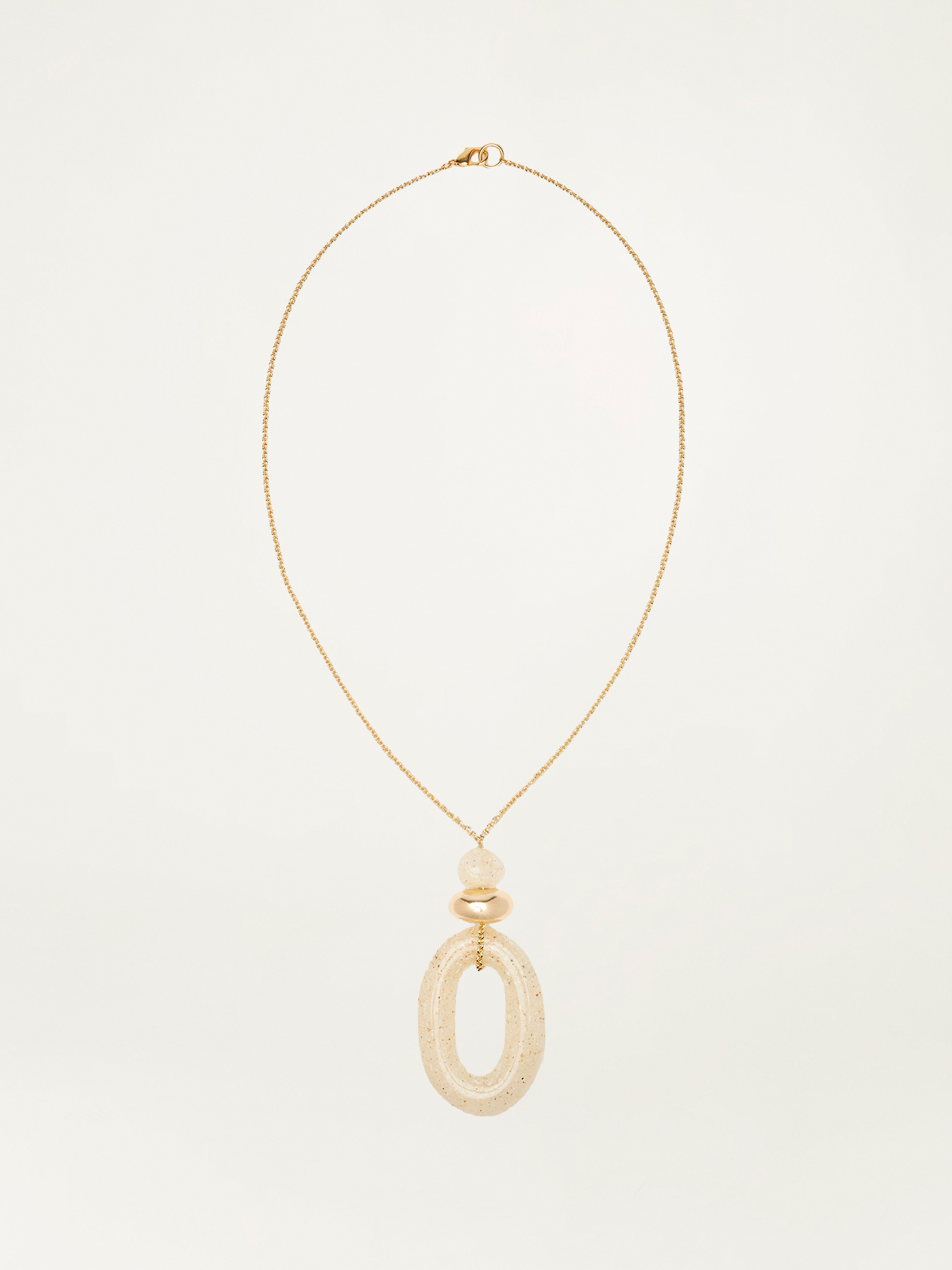 Collier avec breloque en galalithe image number 1