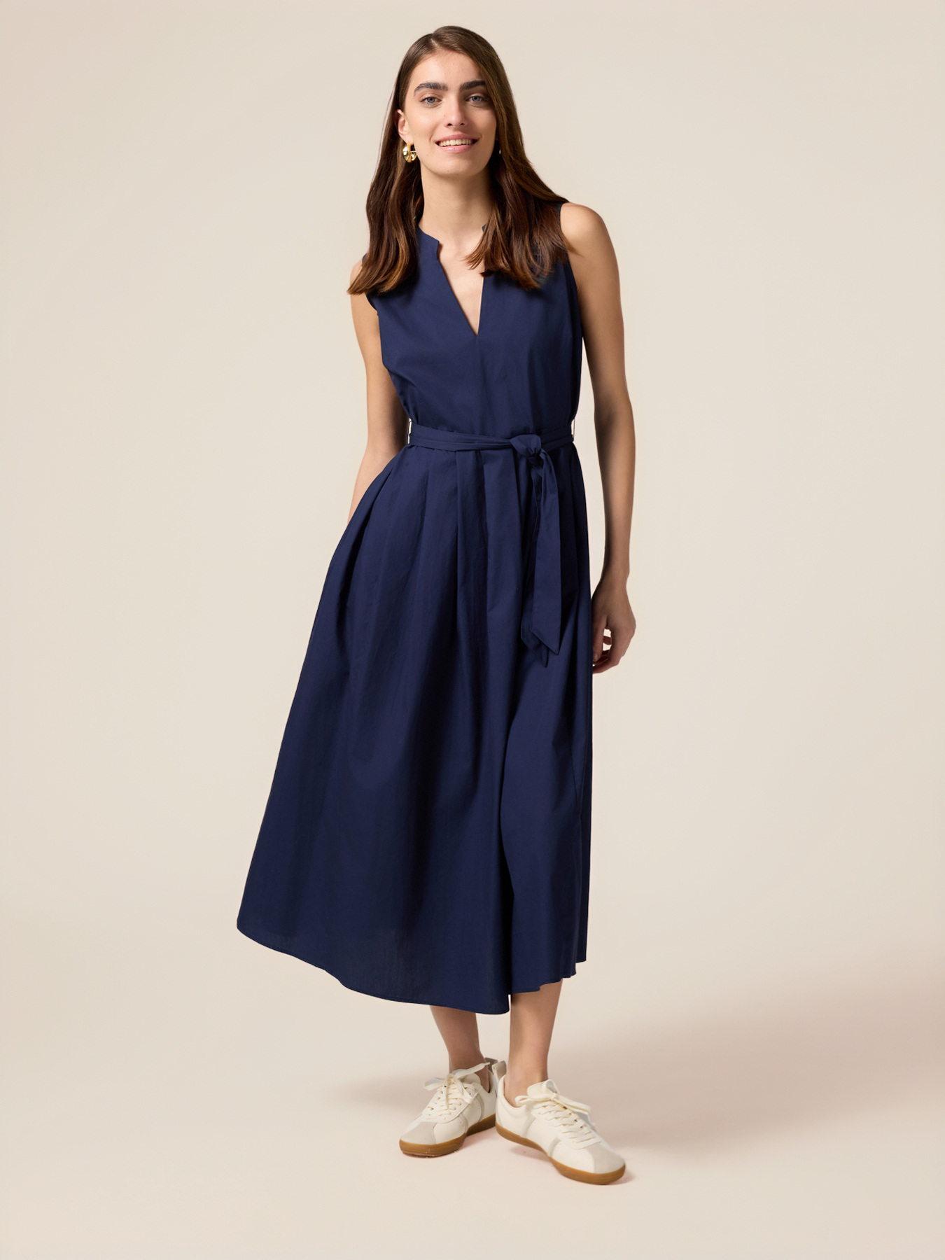 Midi poplin dress with belt image number 0